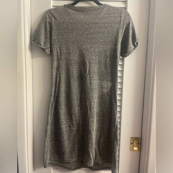 Urban Outfitters Honey Punch Knotted Cut Out T-Shirt Dress Size Small - Picture 6 of 6